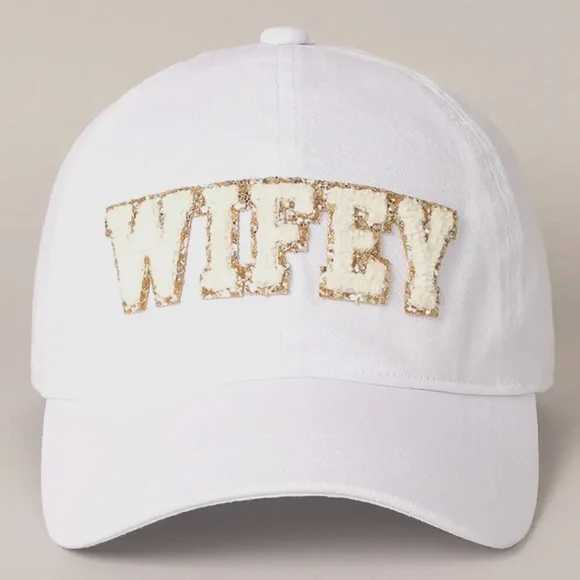 Wifey Puff Embroidery Dad Hat NWT - Picture 2 of 7